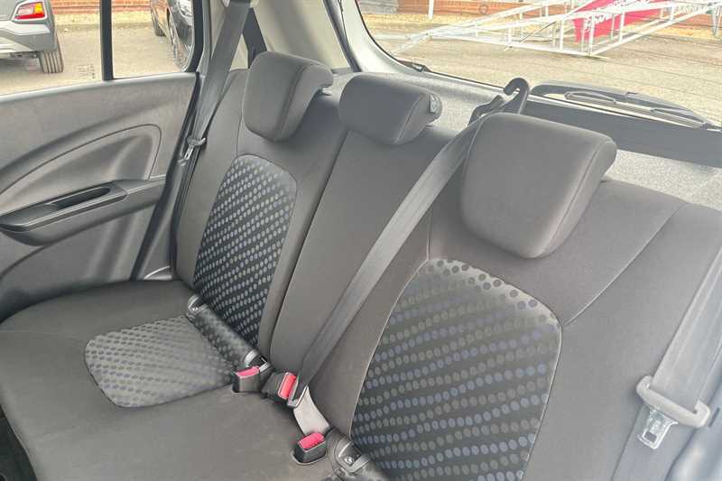 Suzuki Celerio Celerio 1.0 Sz4 Ags Euro 6 1515 Suzuki White #24