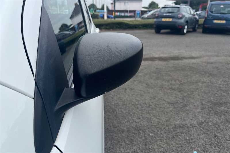 Suzuki Celerio Celerio 1.0 Sz4 Ags Euro 6 1515 Suzuki White #34