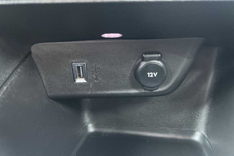 Vauxhall Mokka Elite Edition Black #42