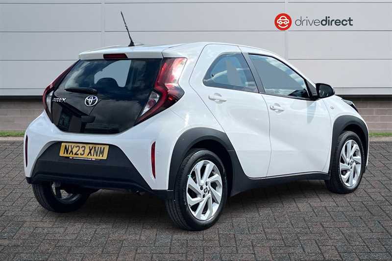 Toyota Aygo X 1.0 Vvt-i Pure Hatchback Euro 6 NX23XNM White #3