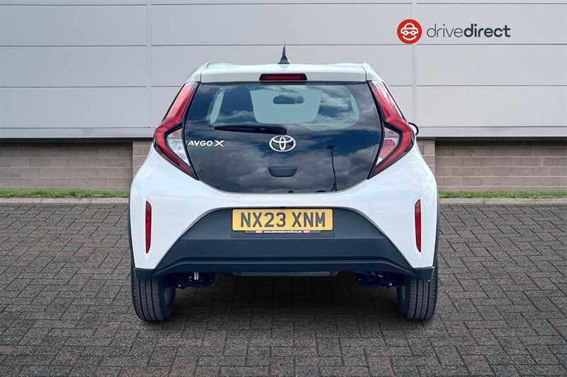 Toyota Aygo X 1.0 Vvt-i Pure Hatchback Euro 6 NX23XNM White #4