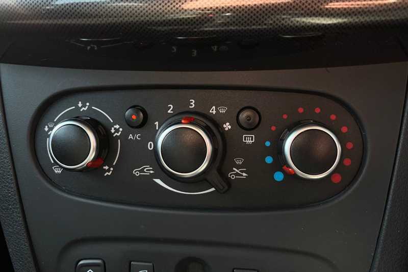 Dacia Sandero Stepway Sandero Stepway Laureate 1.5 Dci 90 Blue #15