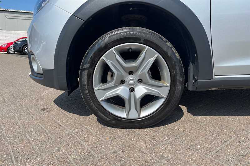 Dacia Sandero Stepway Sandero Stepway Laureate 1.5 Dci 90 Blue #10