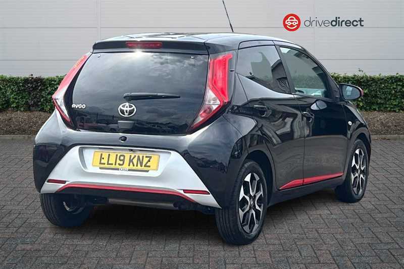 Toyota Aygo 1.0 Vvt-i X-trend Funroof X-shift Euro Black #3