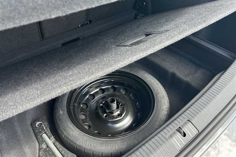 Volkswagen Golf SV Sv Mpv Grey #36