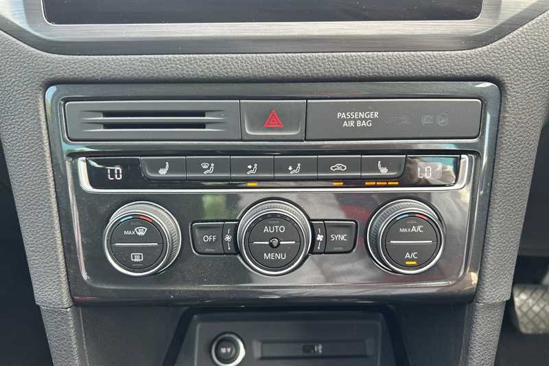Volkswagen Golf SV Sv Mpv Grey #15