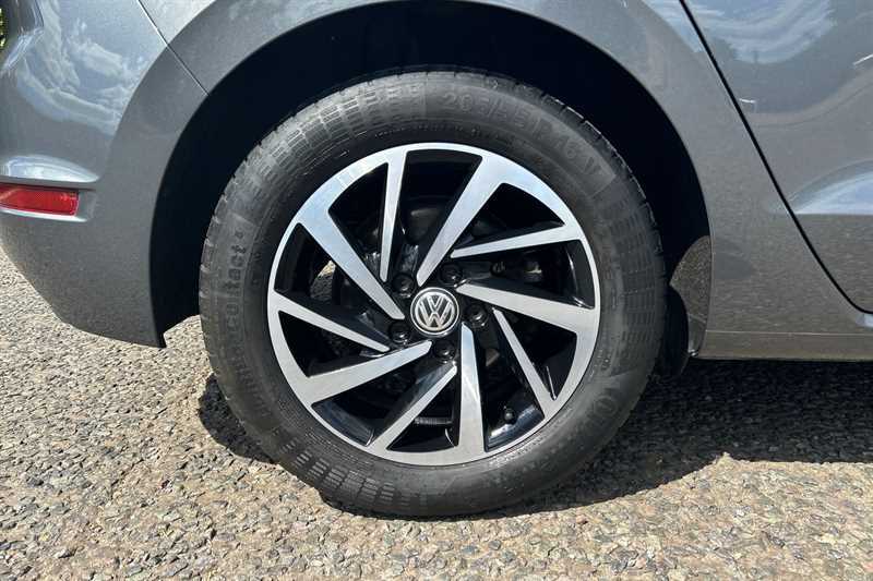 Volkswagen Golf SV Sv Mpv Grey #9