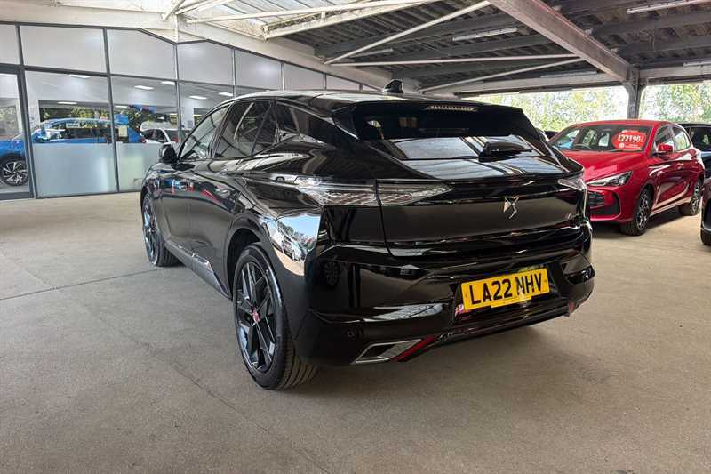 DS DS 4 1.6 Puretech Performance Line Hatchback Petr Black #4