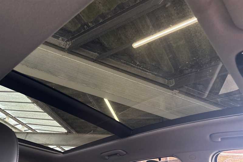 Hyundai Santa Fe Premium Black #41