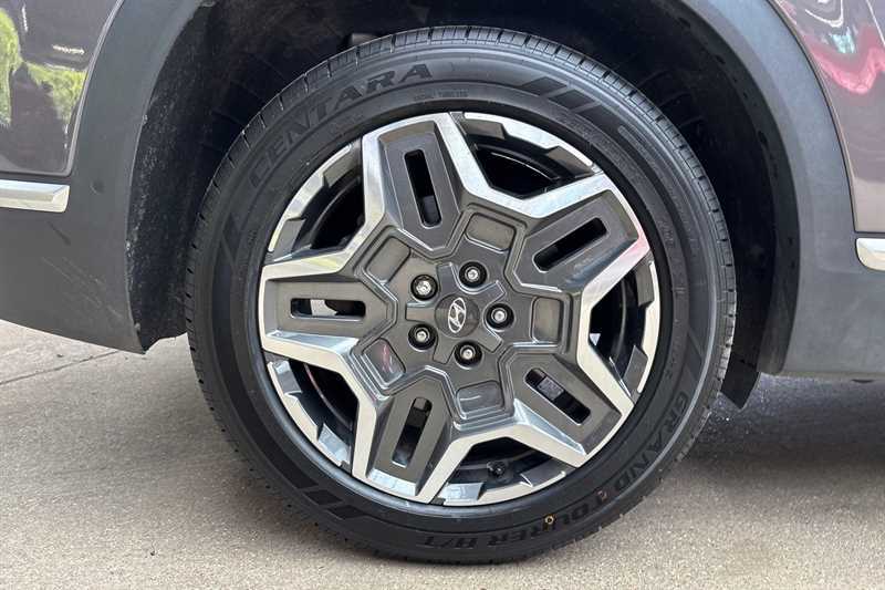Hyundai Santa Fe Premium Black #10
