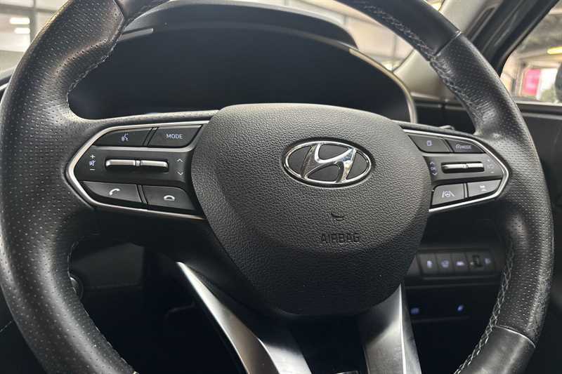 Hyundai Santa Fe Premium Black #39