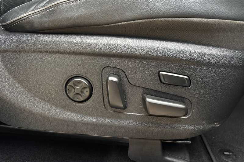 Hyundai Santa Fe Premium Black #26