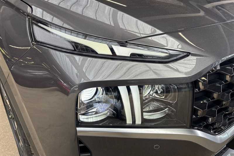 Hyundai Santa Fe Premium Black #28
