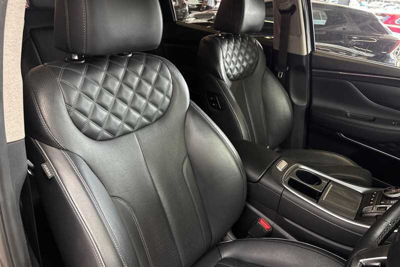 Hyundai Santa Fe Premium Black #23