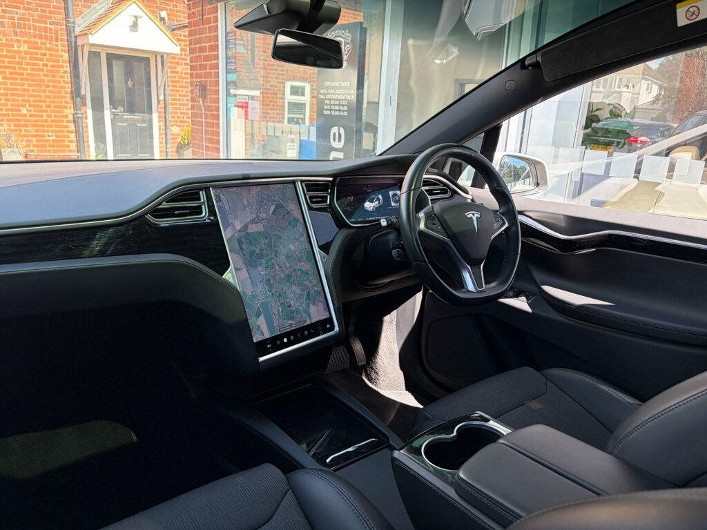 Tesla Model X 75D Silver #8