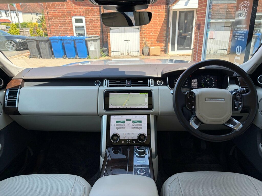 Land Rover Range Rover Core Black #7