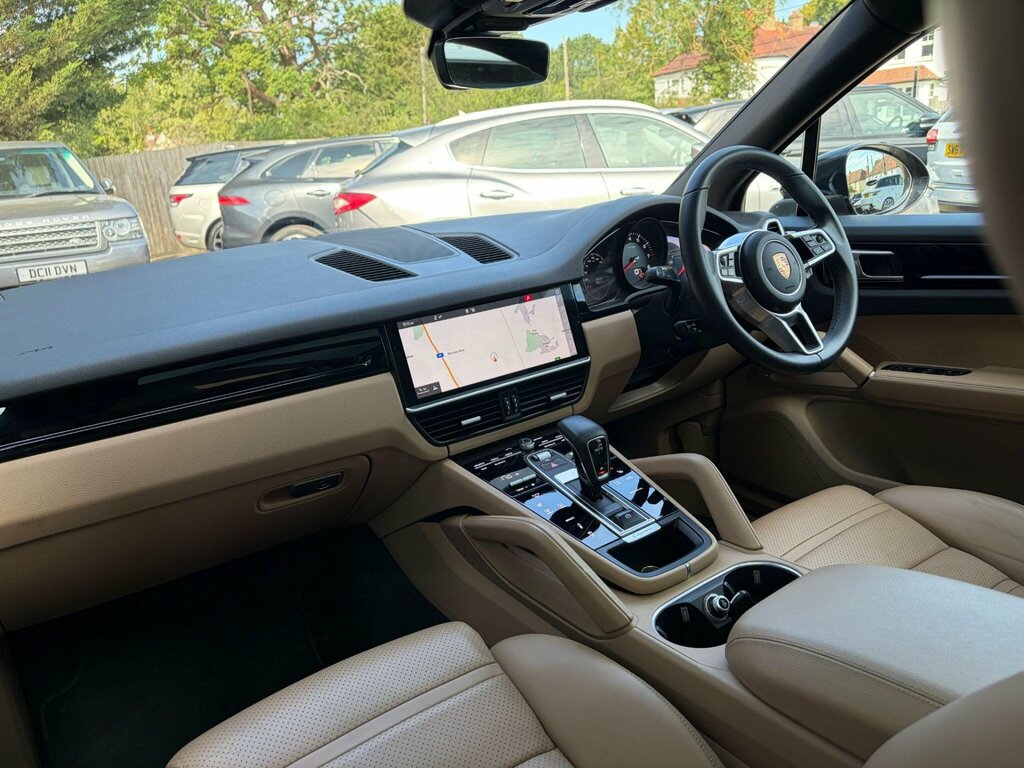 Porsche Cayenne 4.8T V8 Turbo Suv Black #8