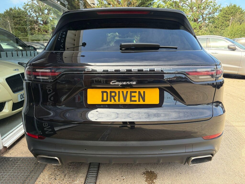 Porsche Cayenne 4.8T V8 Turbo Suv Black #12