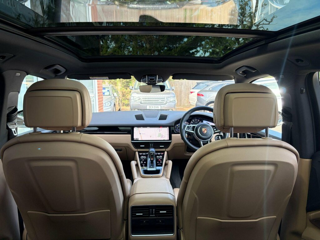 Porsche Cayenne 4.8T V8 Turbo Suv Black #10