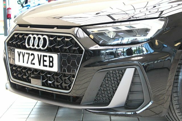 Audi A1 Tfsi 30 S Line YY72VEB Black #2