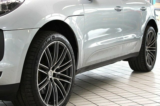 Porsche Macan V6 S Suv NK20WAJ Silver #2