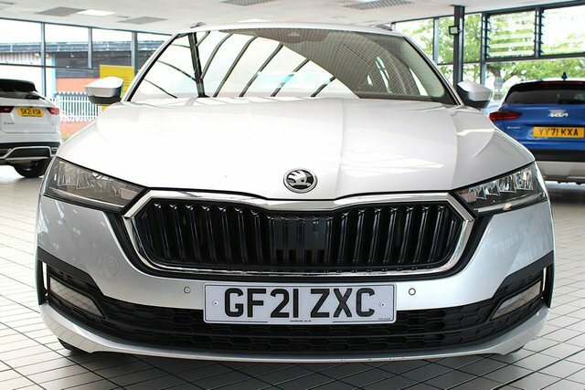 Skoda Octavia Tsi Act Se Technology GF21ZXC Silver #4