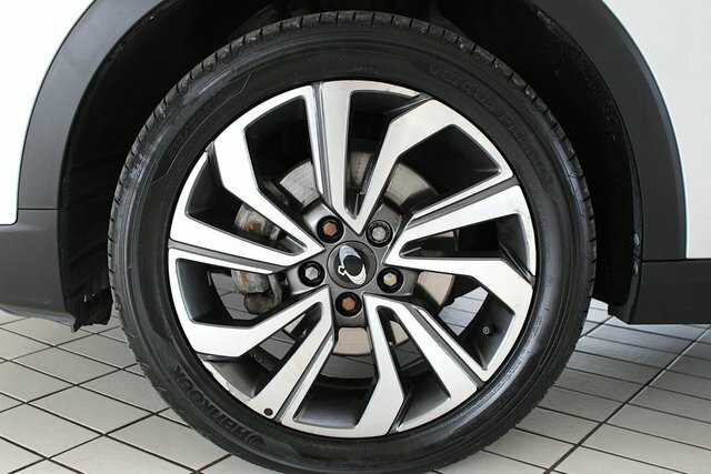 SsangYong Tivoli Ultimate Suv Silver #5