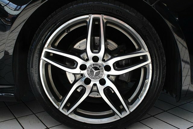 Mercedes-Benz CLA Class Cla200 Amg Line Edition Black #6