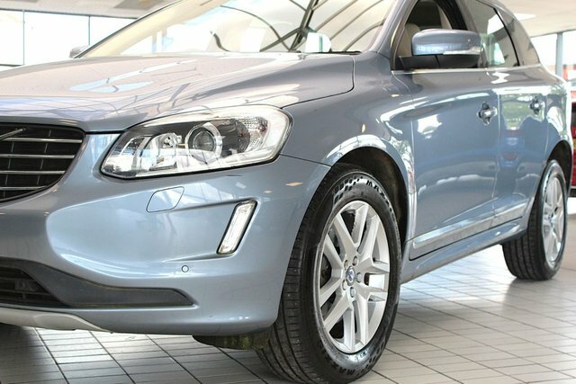 Volvo XC60 D4 Se Lux Nav Blue #2