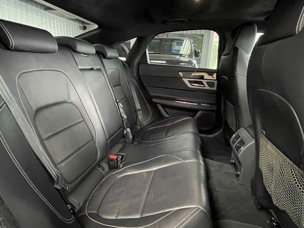 Jaguar XF Xf R-sport White #21