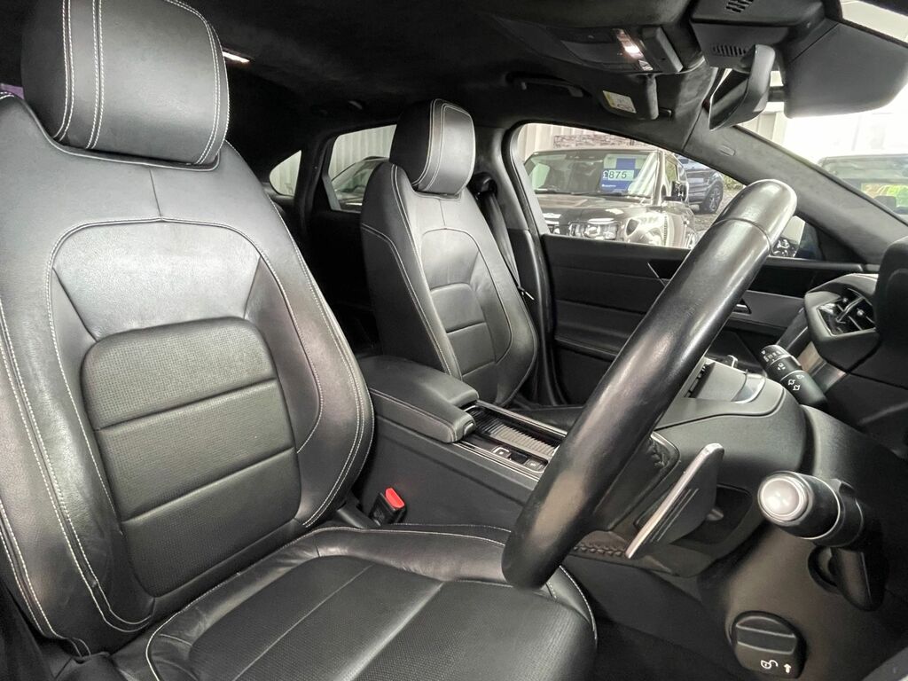 Jaguar XF Xf R-sport White #19