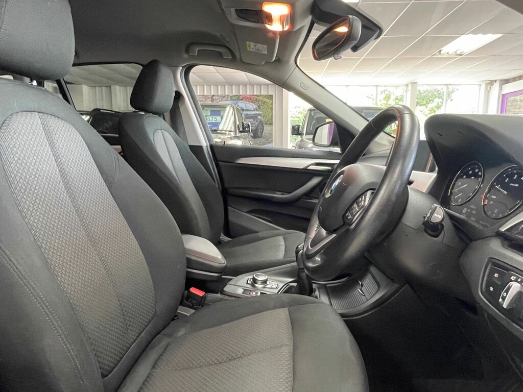 BMW X1 1.5 18I Xline Suv Sdrive Euro 6 Black #20
