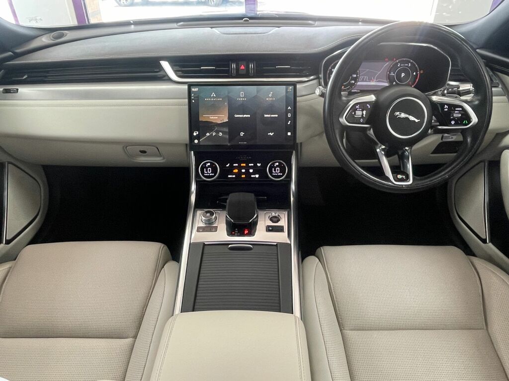 Jaguar XF Diesel Green #2
