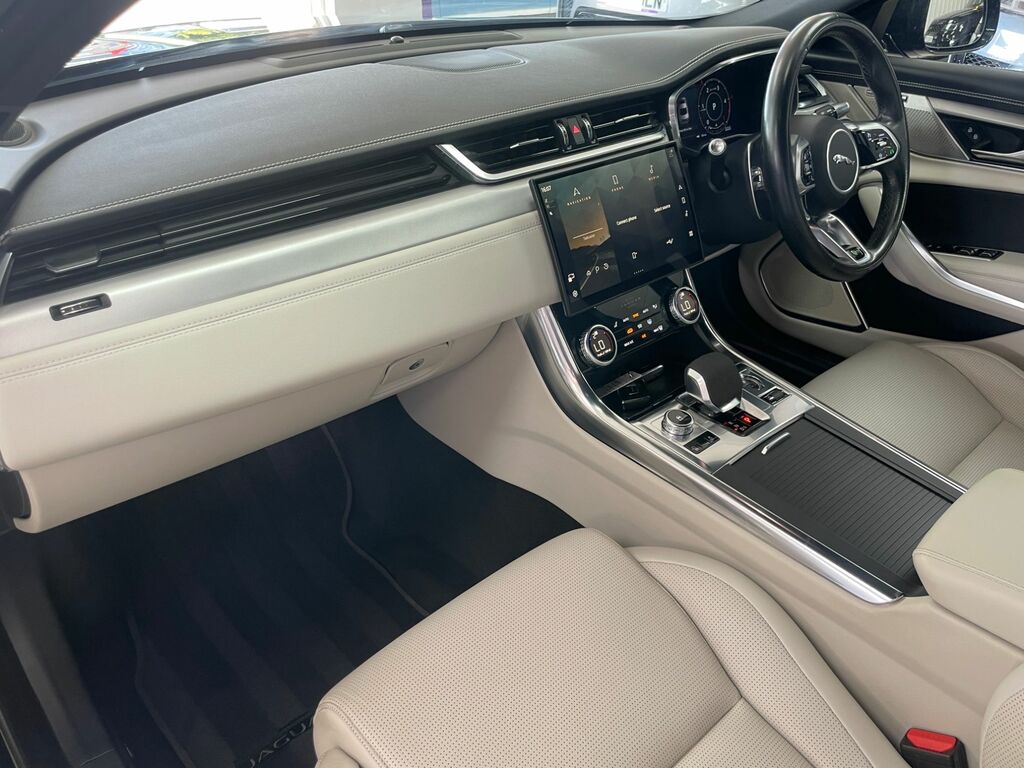 Jaguar XF R-dynamic S Blue #26