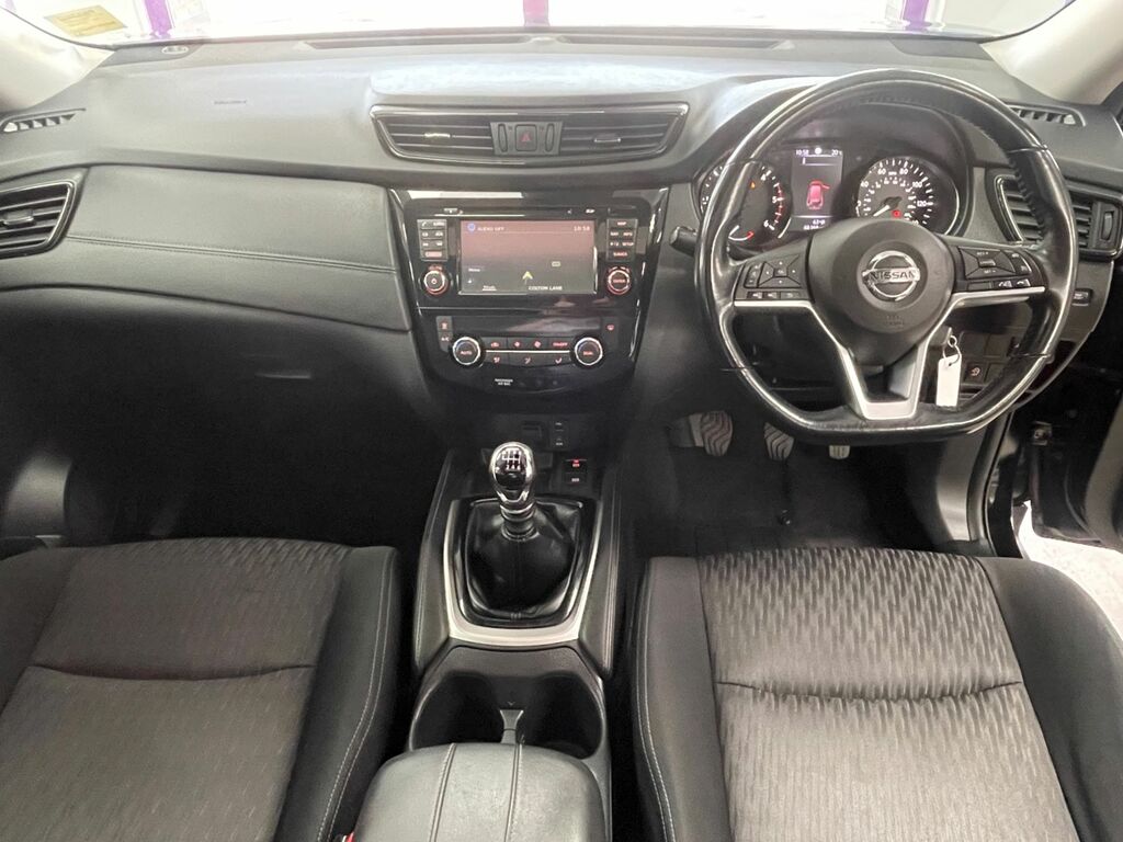 Nissan X-Trail Acenta Premium Black #2