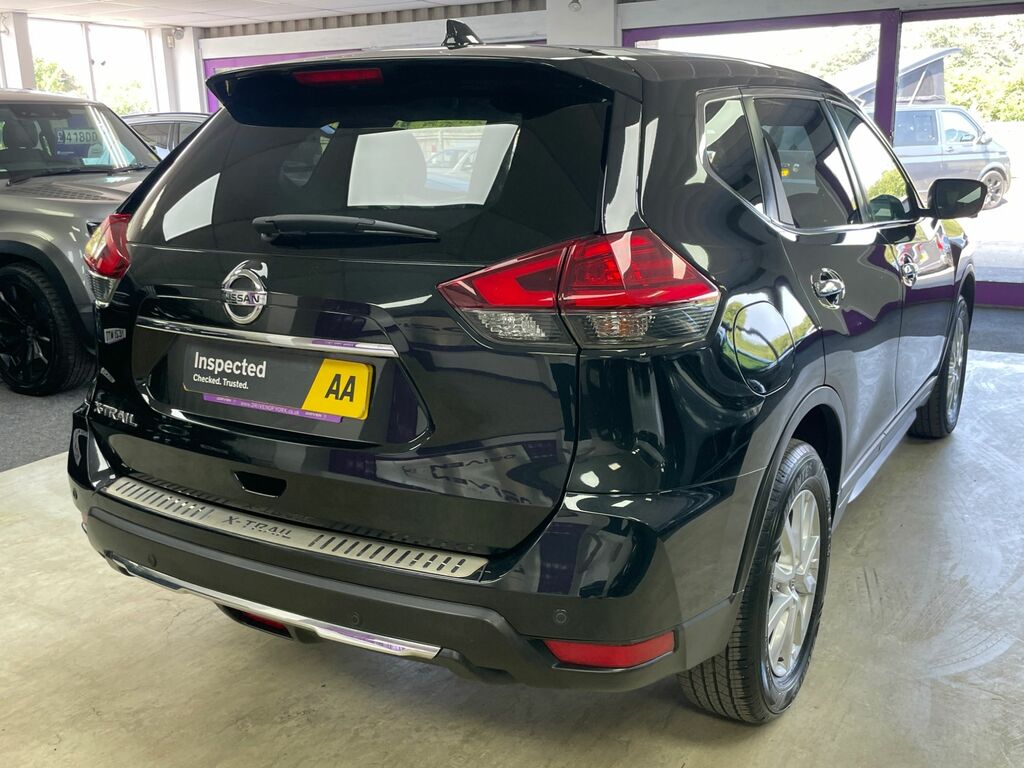 Nissan X-Trail Acenta Premium Black #4
