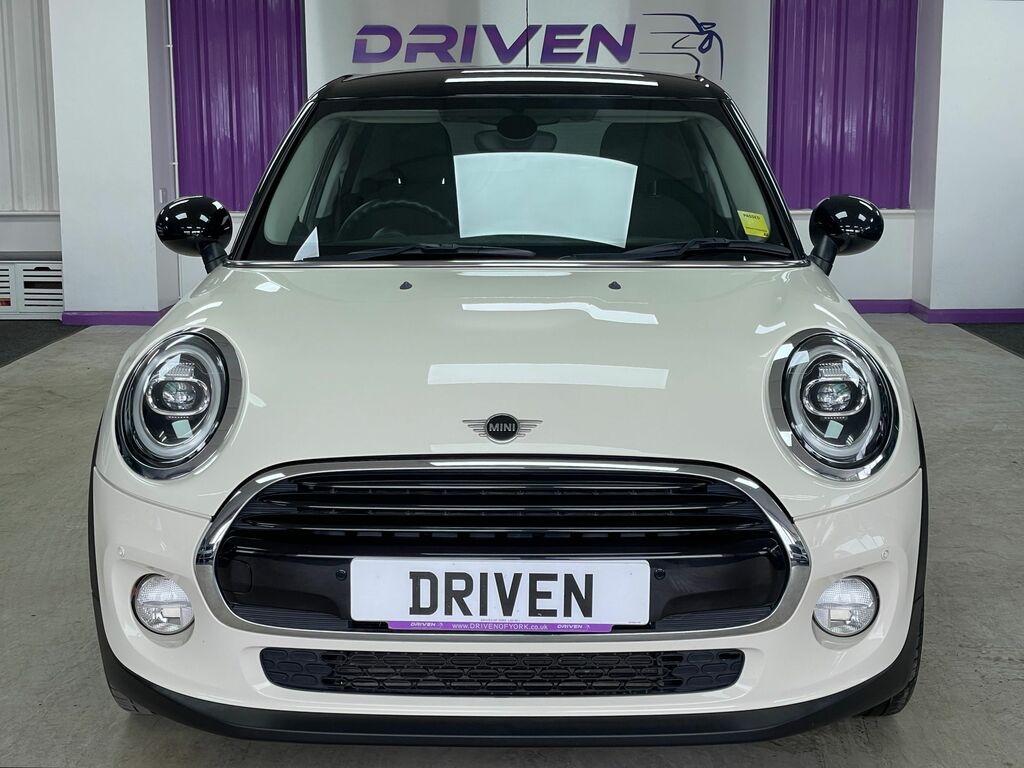Mini Hatch Petrol White #5