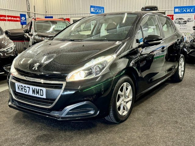 Peugeot 208 1.2 Puretech Active Hatchback Eu Black