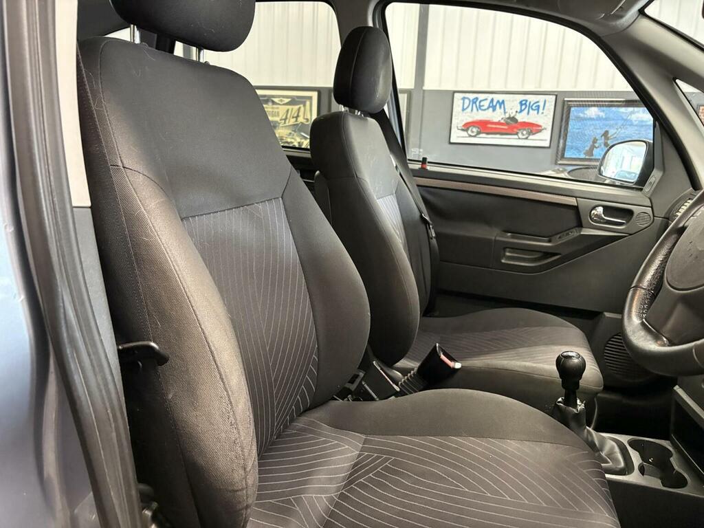 Vauxhall Meriva Active Silver #24