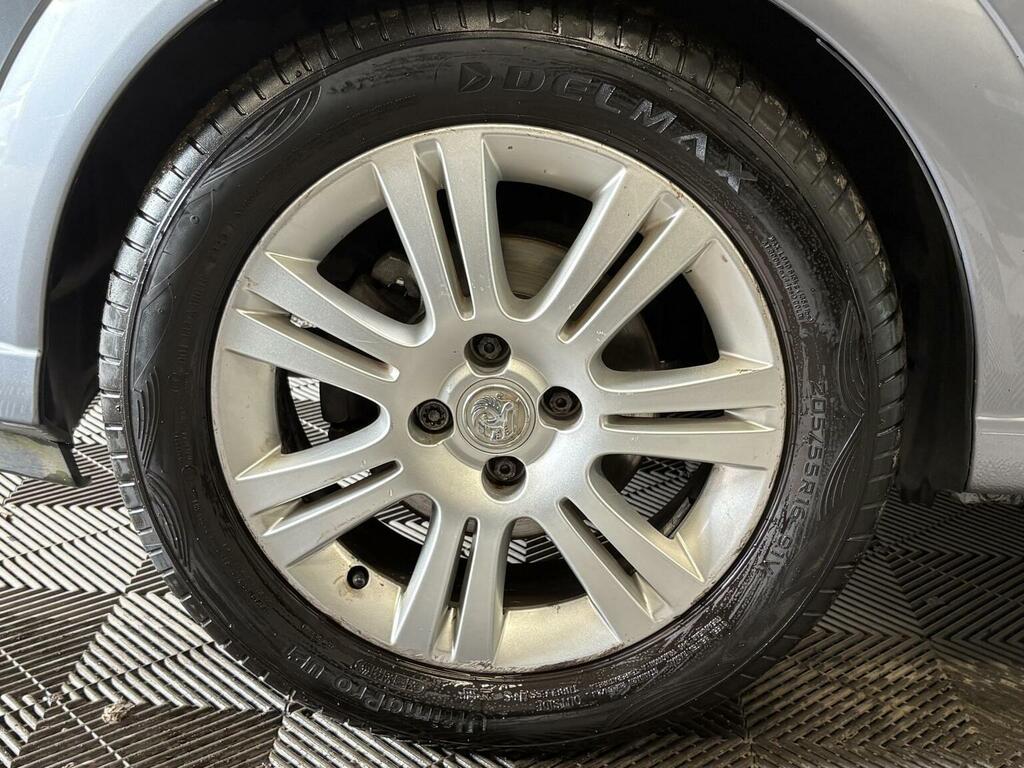 Vauxhall Meriva Active Silver #9