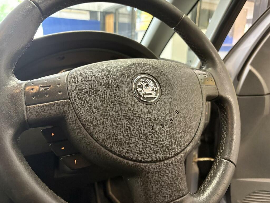 Vauxhall Meriva Active Silver #26