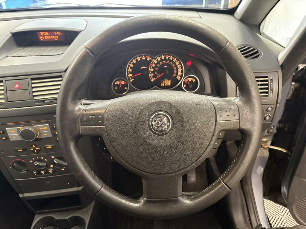 Vauxhall Meriva Active Silver #25