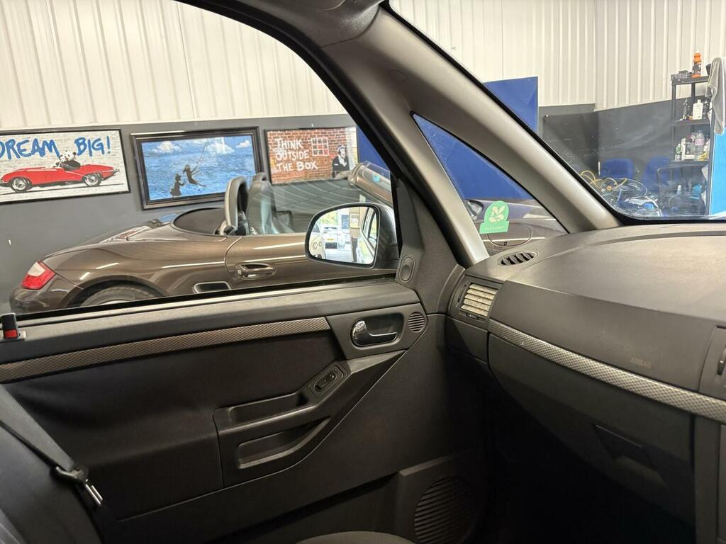 Vauxhall Meriva Active Silver #32