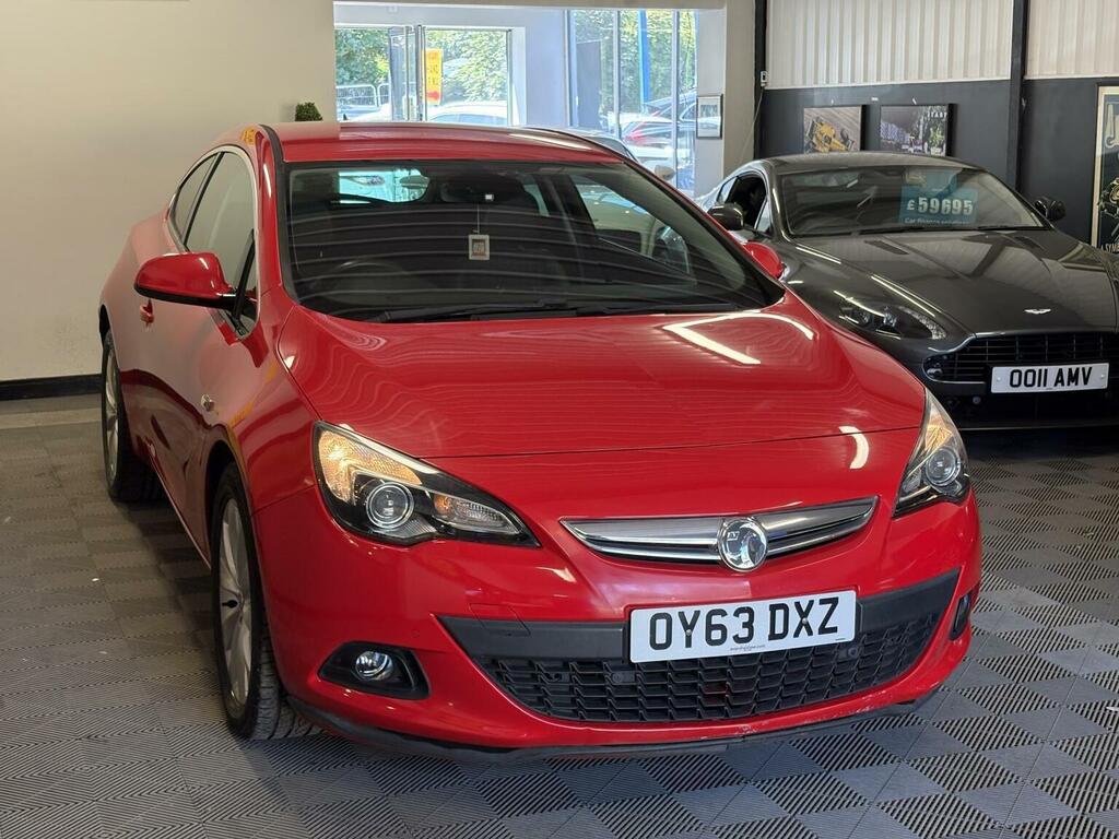 Vauxhall Astra GTC Coupe 2.0 Cdti Sri Euro 5 201363 Red #5
