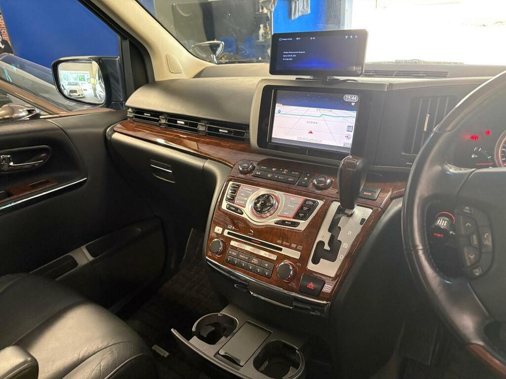 Nissan Elgrand Rider S 3.5I Only 44,000 Miles White #32