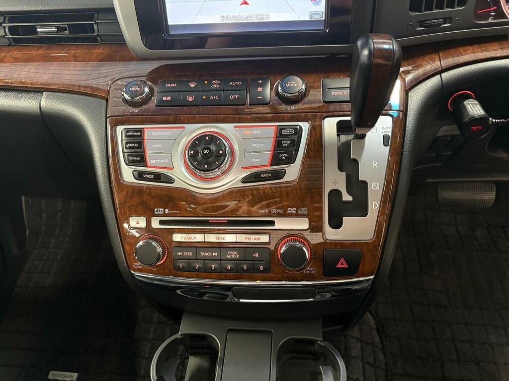 Nissan Elgrand Rider S 3.5I Only 44,000 Miles White #34