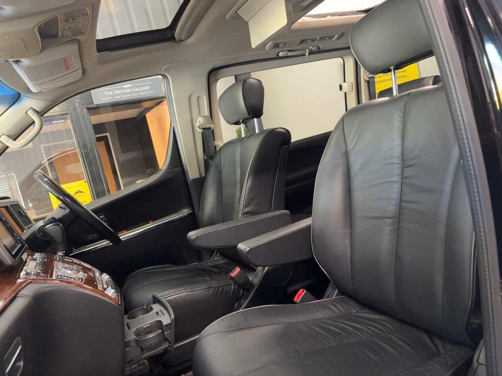Nissan Elgrand Rider S 3.5I Only 44,000 Miles White #38