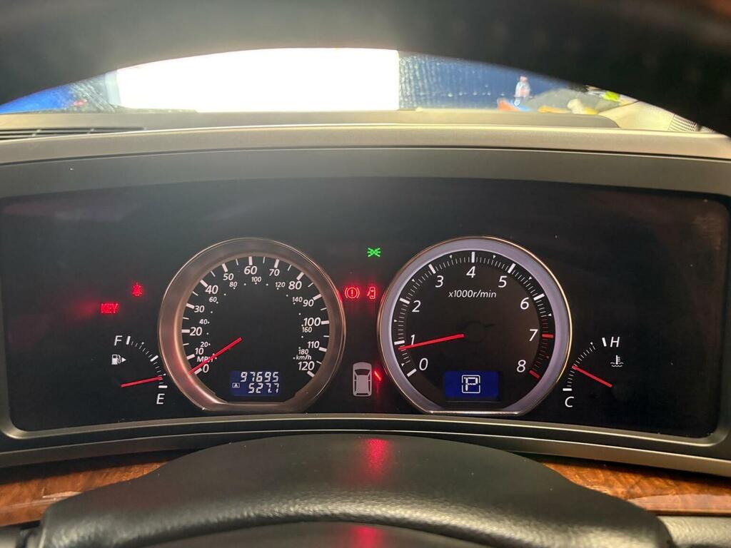 Nissan Elgrand Rider S 3.5I Only 44,000 Miles White #31