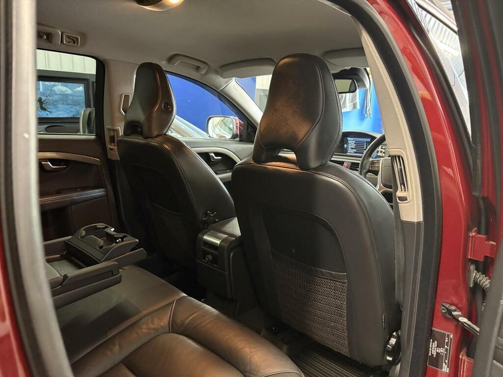 Volvo XC70  Gold #20