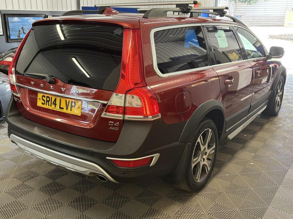 Volvo XC70  Gold #17